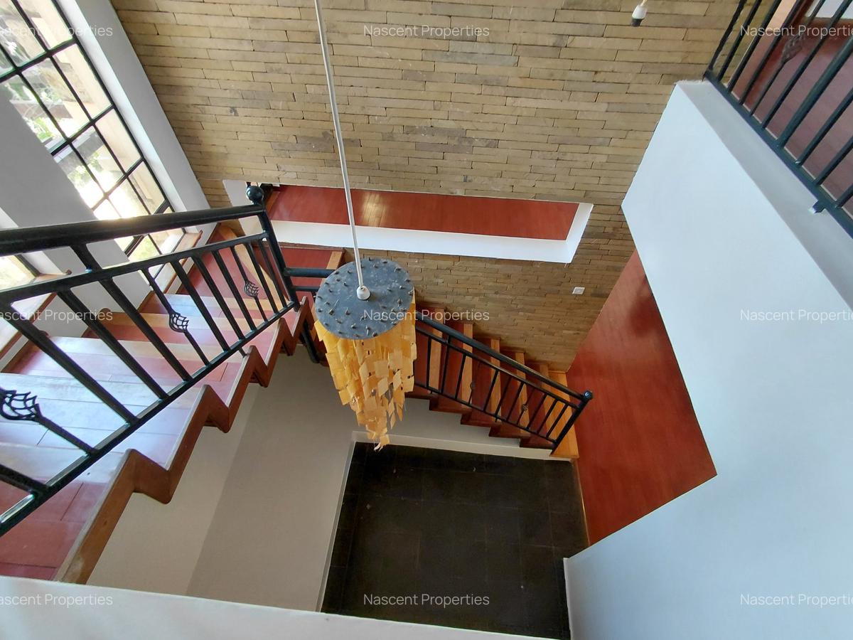 4 Bed Villa with En Suite in Runda - 8
