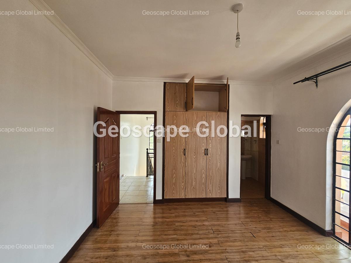 3 Bed House with En Suite in Kiambu Road - 9