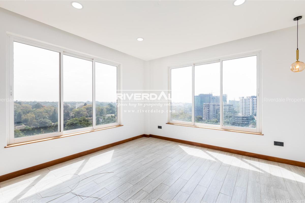5 Bed Apartment with En Suite in General Mathenge - 6