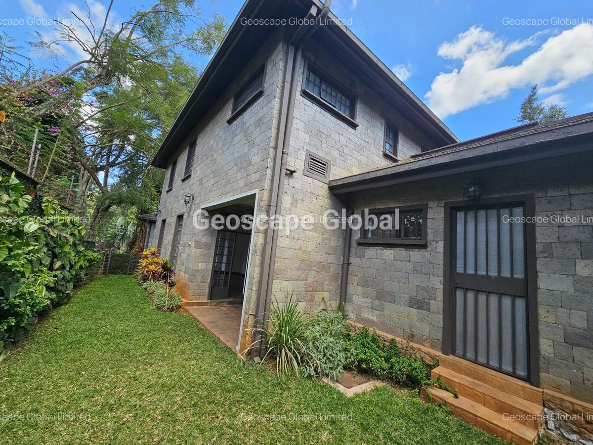 4 Bed Townhouse with En Suite in Spring Valley - 16