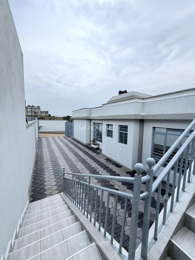 3 Bed House with En Suite at Mugutha - 13