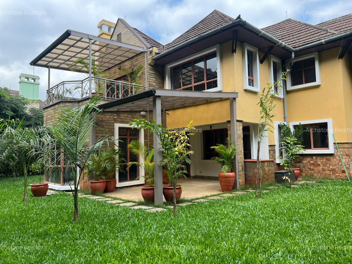 4 Bed Townhouse with En Suite in Runda - 1