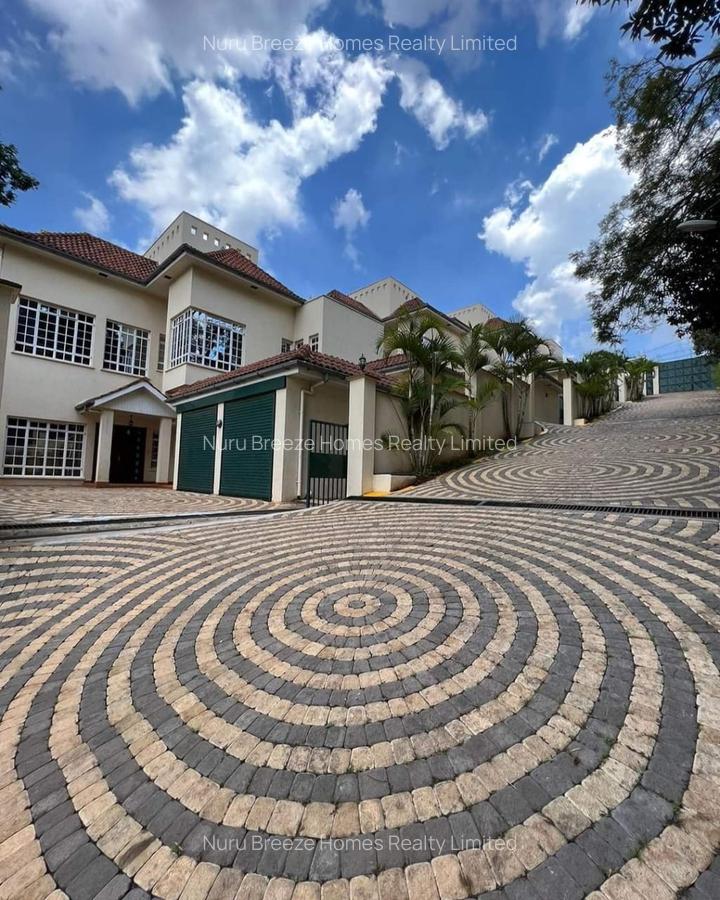 4 Bed Villa with En Suite in Kyuna - 20