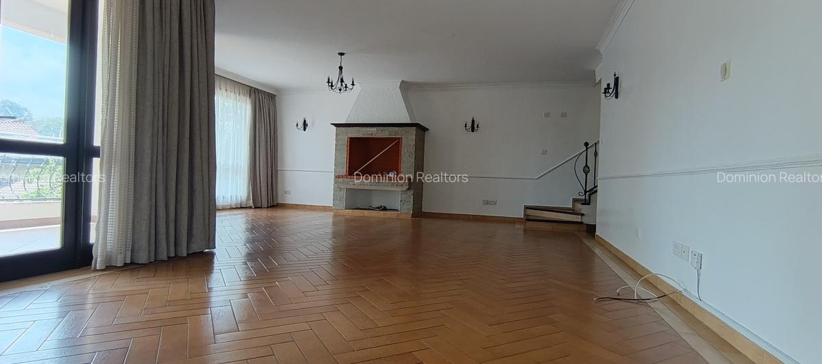 4 Bed Townhouse with En Suite in Westlands Area - 2