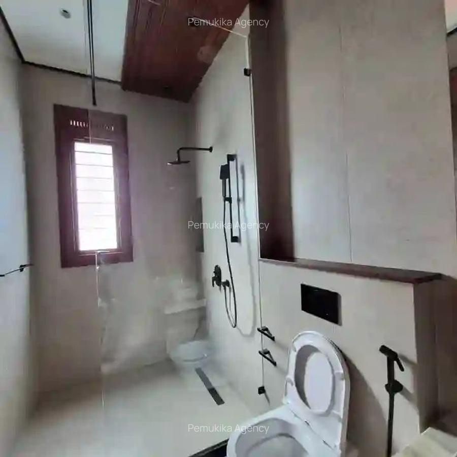 4 Bed Townhouse with En Suite in Runda - 12