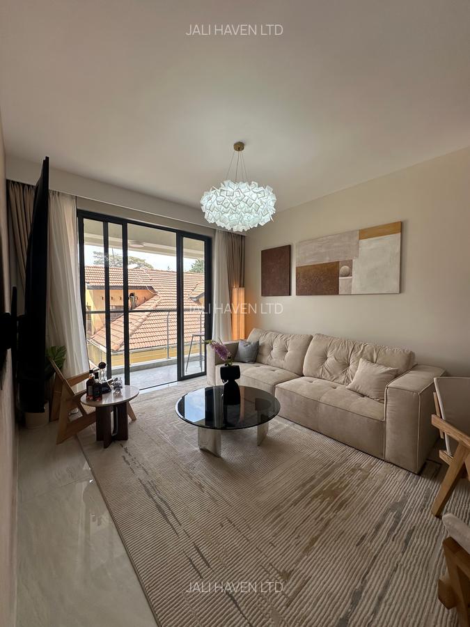 1 Bed Apartment with Swimming Pool in Kilimani - 2