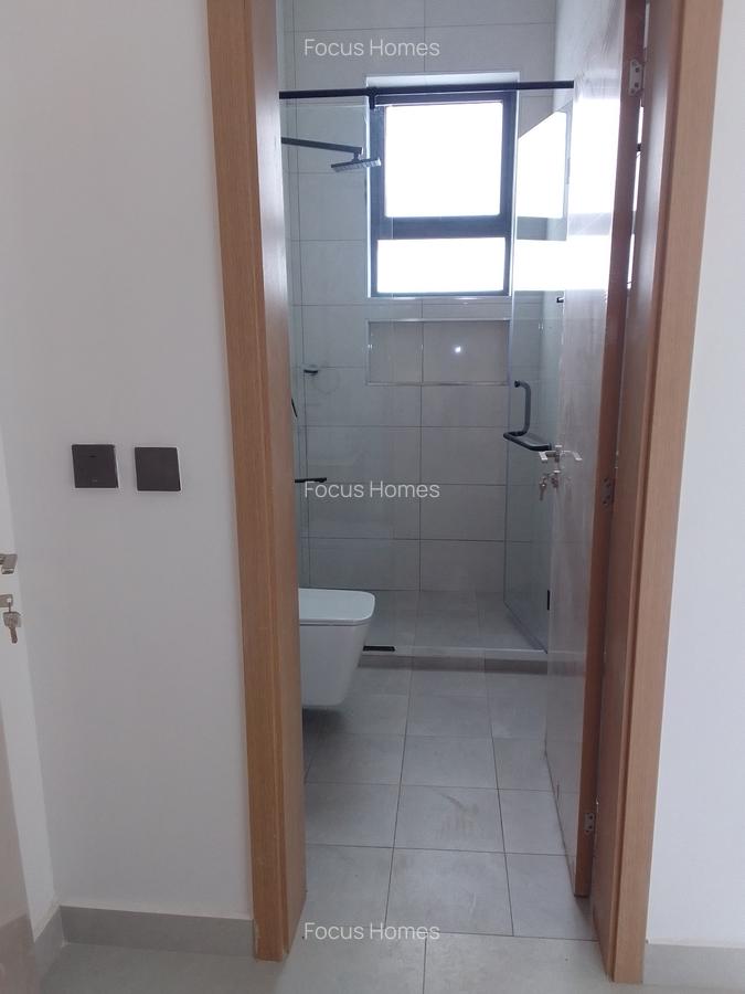 3 Bed Apartment with En Suite in Westlands Area - 9