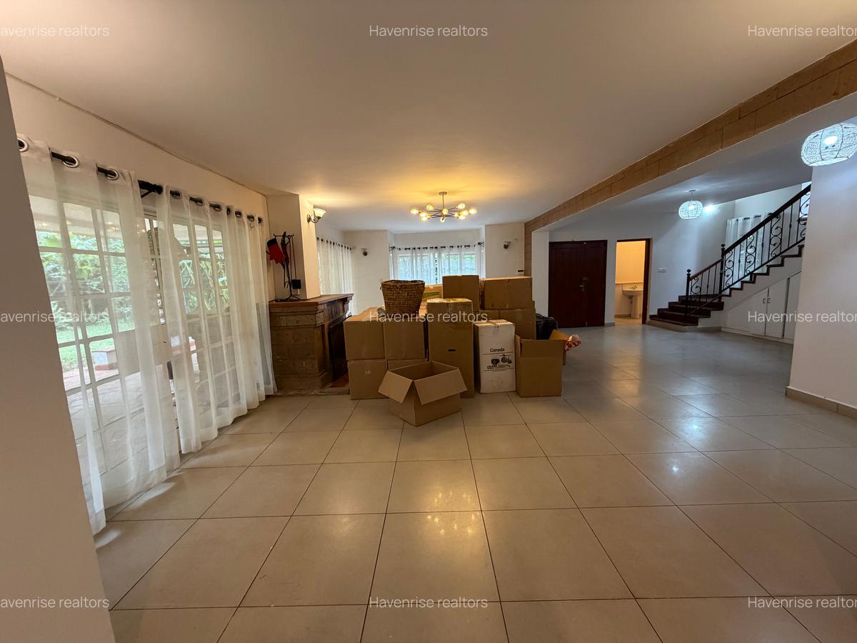 5 Bed Villa at Rosslyn - 7