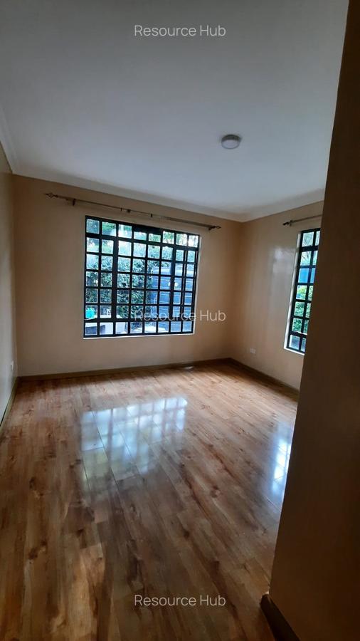 3 Bed House with En Suite at Bomas Area - 20