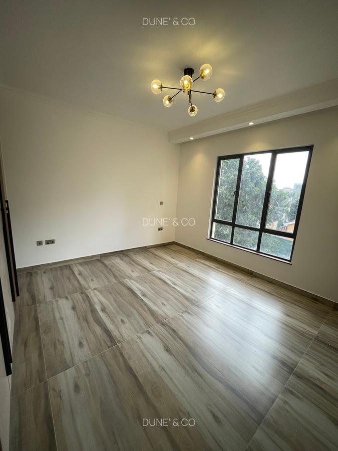 2 Bed Apartment with En Suite in Westlands Area - 17