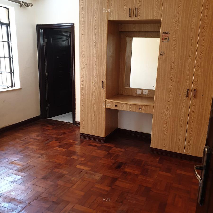 5 Bed Villa with En Suite at Gitanga Road - 14