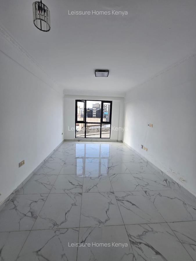 1 Bed Apartment with Gym at Wood Avenue - 17
