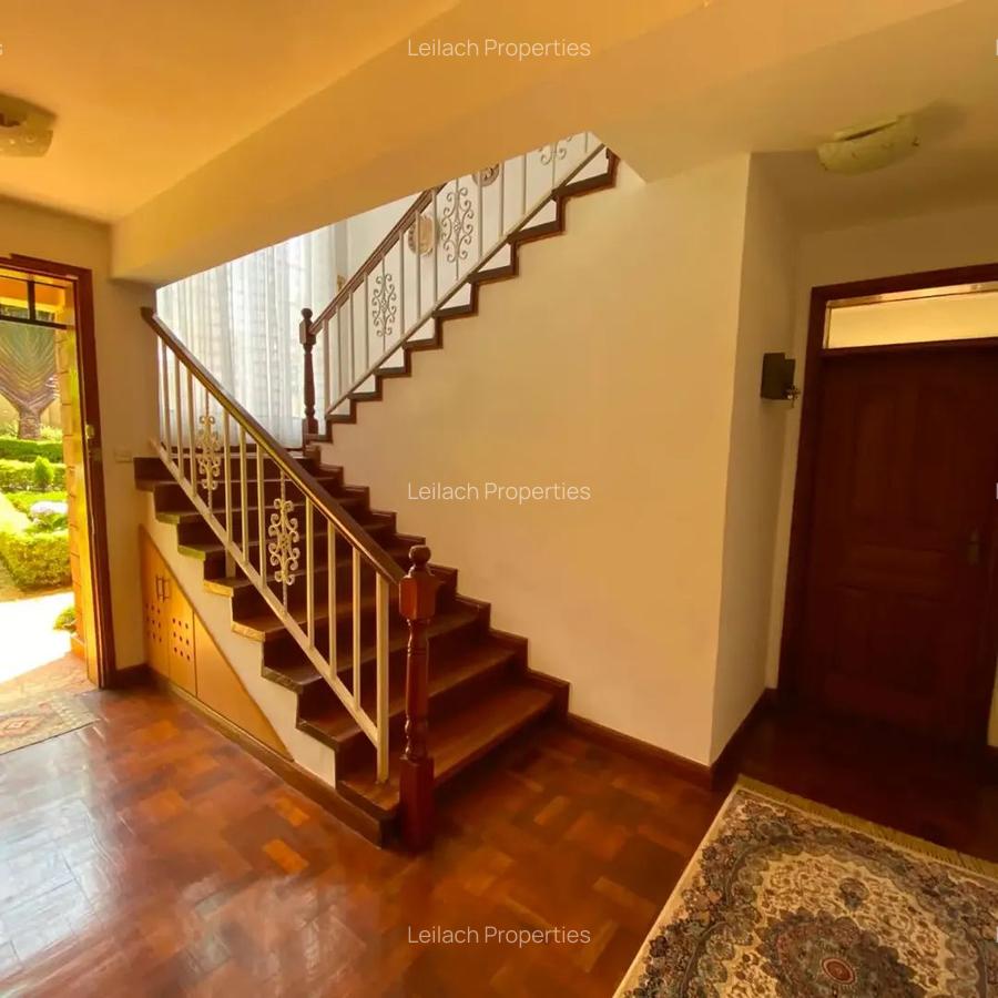 4 Bed House with En Suite in Runda - 6