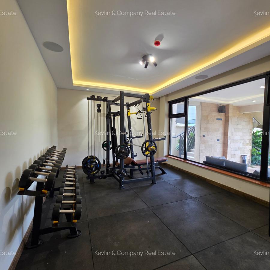 5 Bed Townhouse with En Suite in Lavington - 4