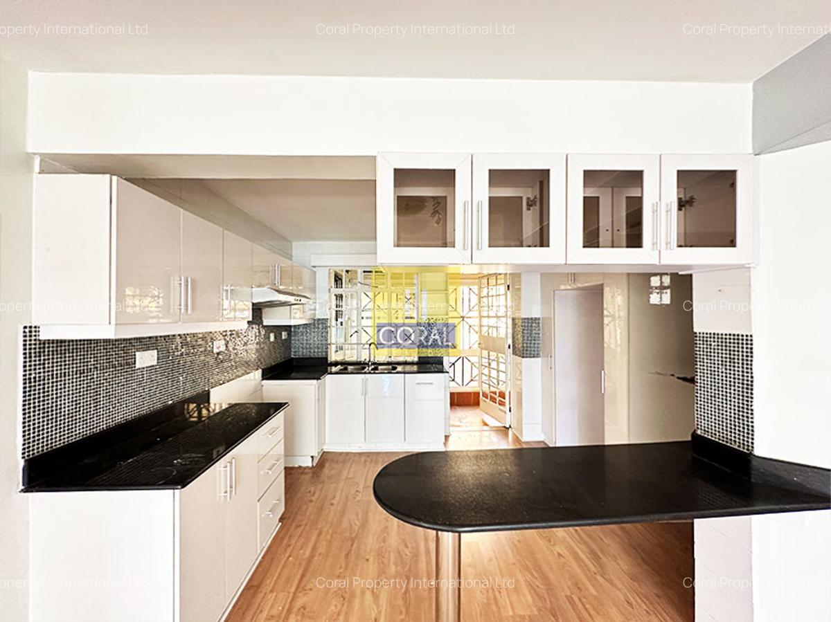 4 Bed Apartment with En Suite in Kilimani - 1