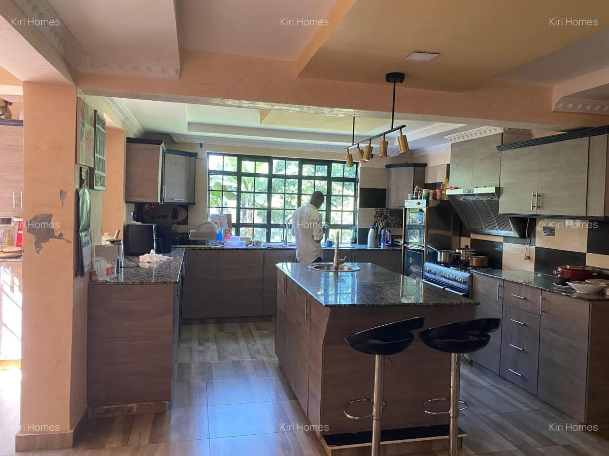 5 Bed Townhouse with En Suite in Karen - 2