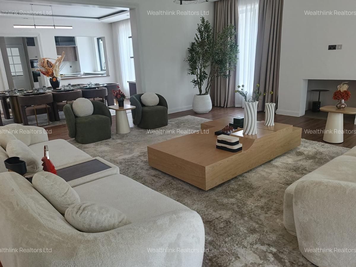 5 Bed Townhouse with En Suite at Runda - 6