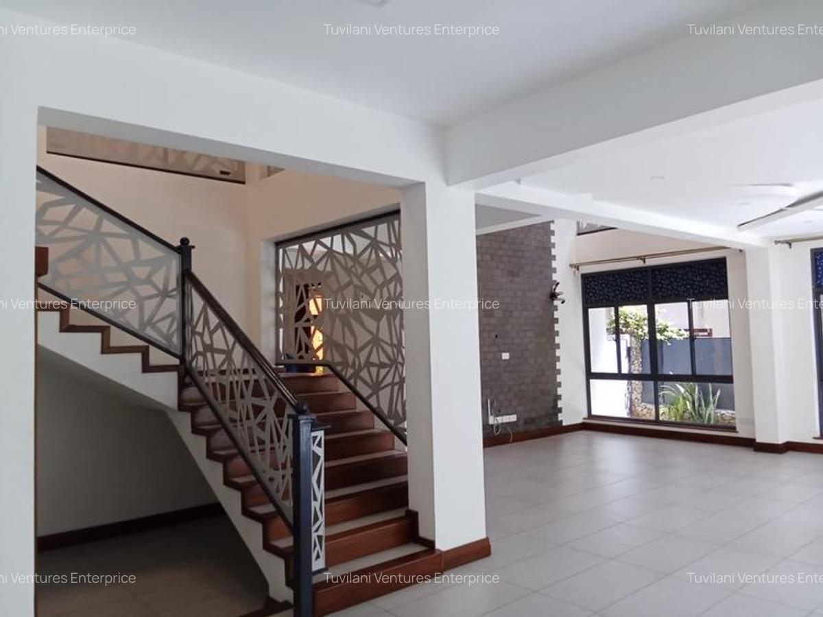5 Bed Villa with En Suite at Nyali Mombasa - 15