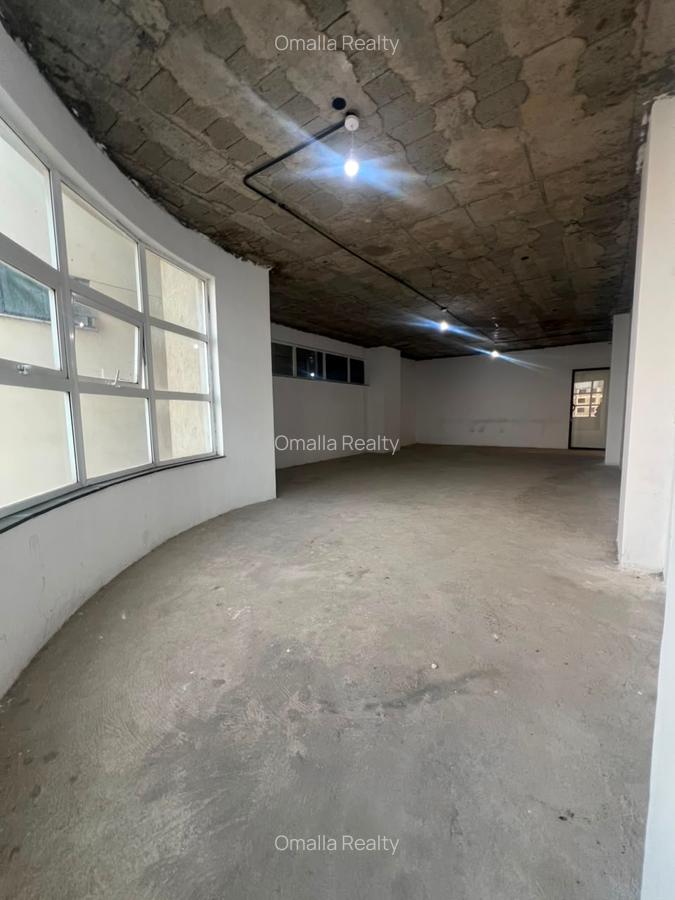 1,010 ft² Commercial Property with Service Charge Included in Westlands Area - 6