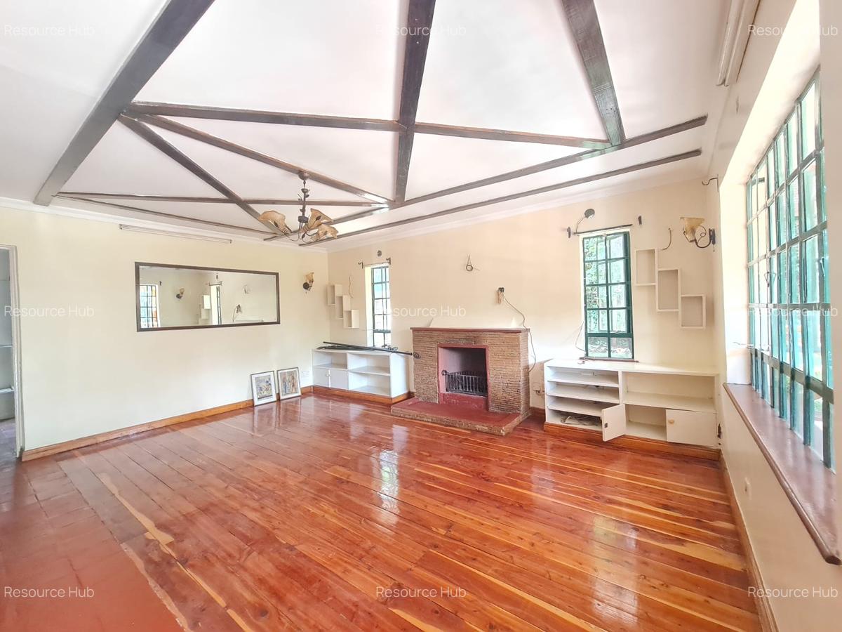 2 Bed House with Garden at Hardy Area - 7