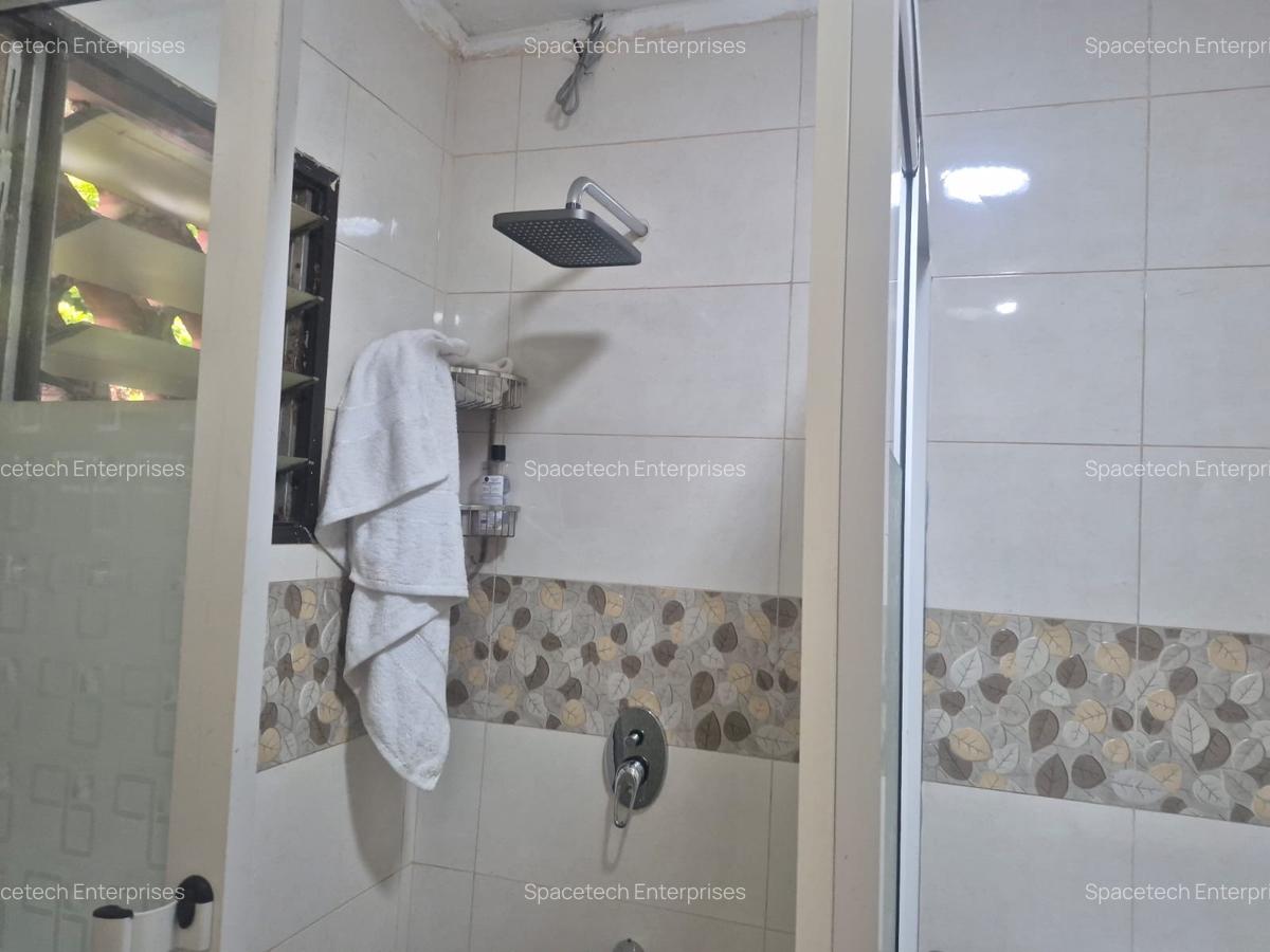 4 Bed House with En Suite in Loresho - 12