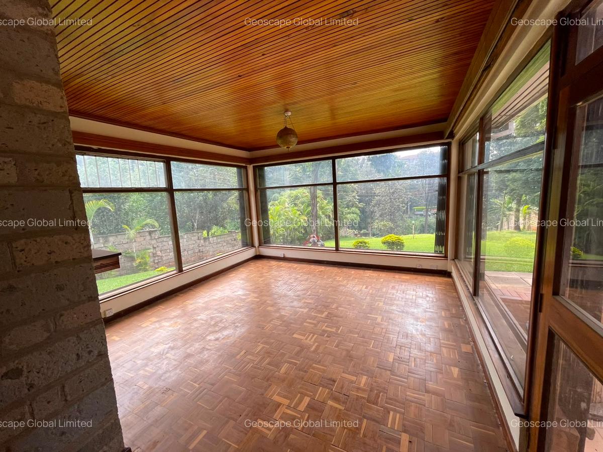 6 Bed House with En Suite in Riverside - 14