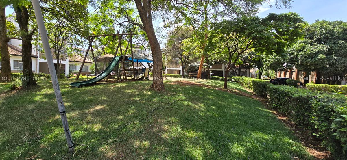 4 Bed Townhouse with En Suite at Ngong Road - 4