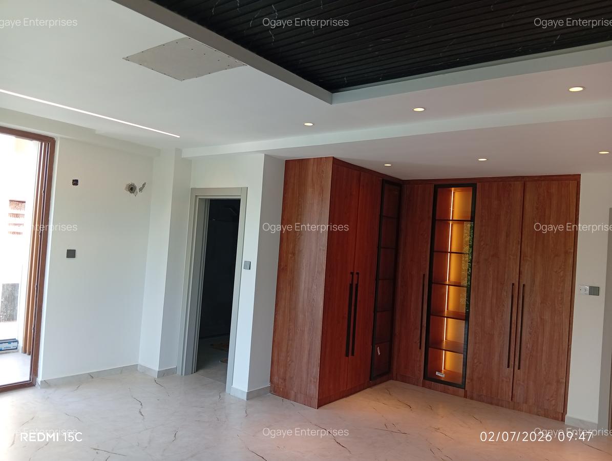 3 Bed Apartment with En Suite at Mt Kenya Road - 6
