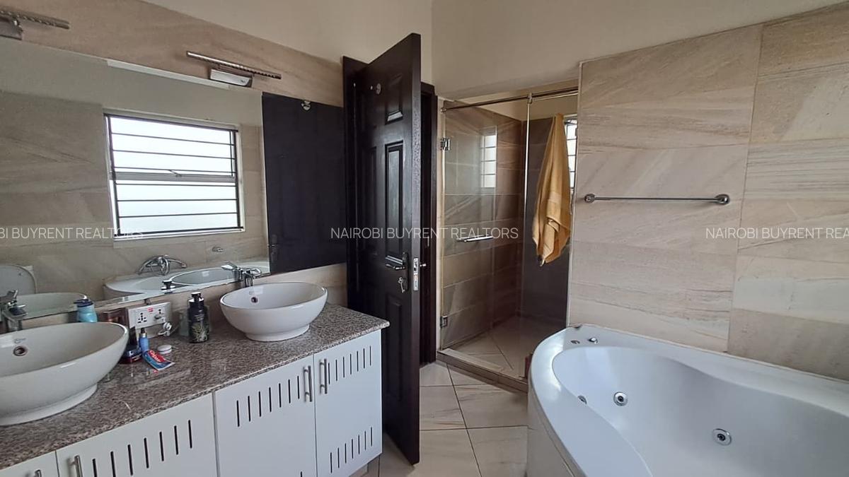 2 Bed Apartment with En Suite in Kilimani - 12