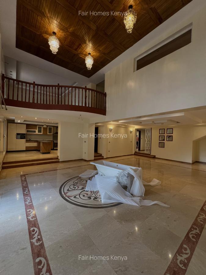 5 Bed Townhouse with En Suite at Convent Drive - 3