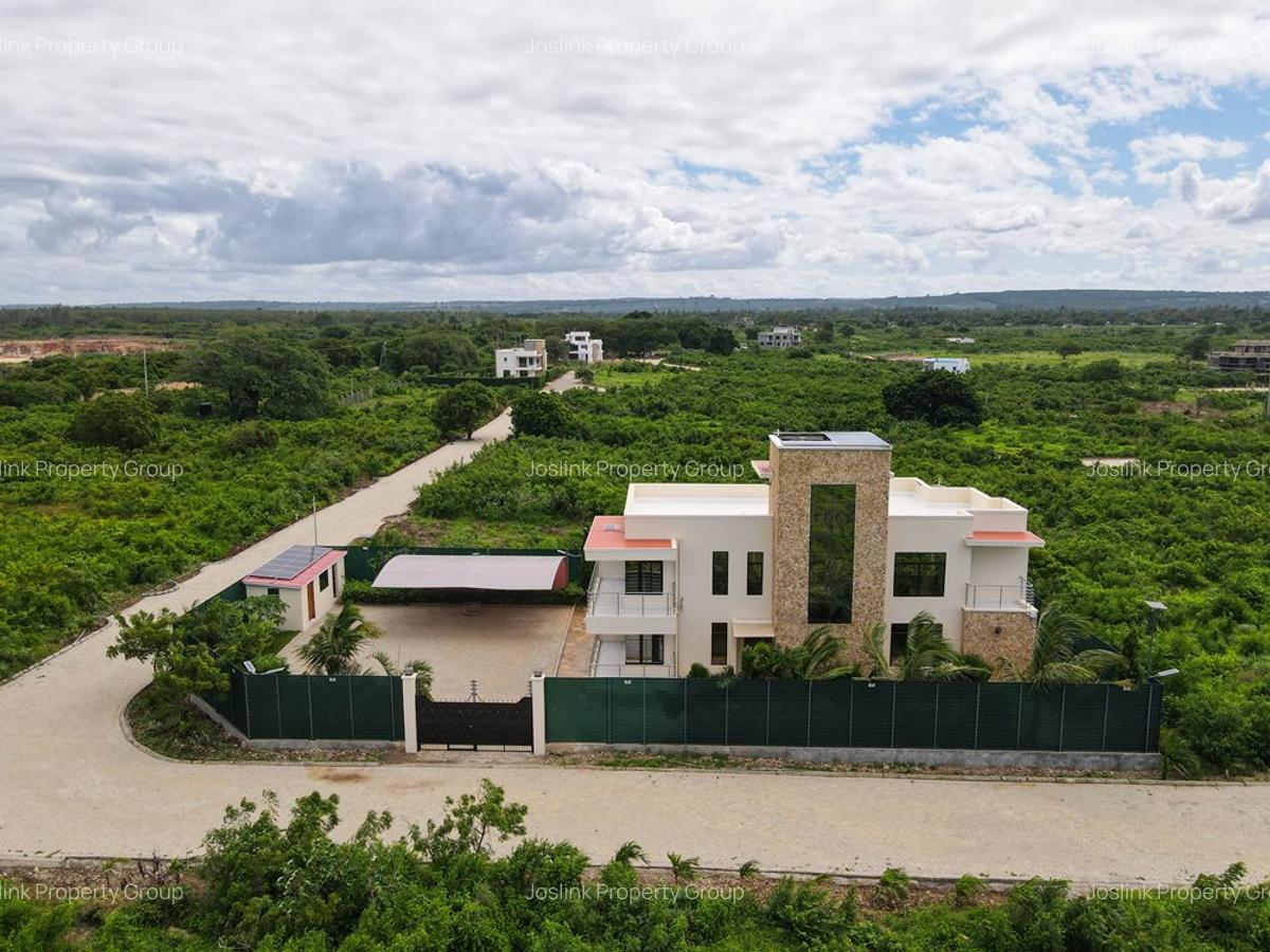 Residential Land in Nyali Area - 4