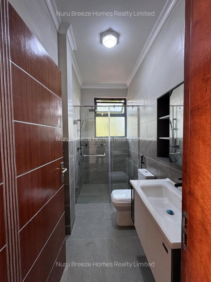 4 Bed Townhouse with En Suite in Karen - 20