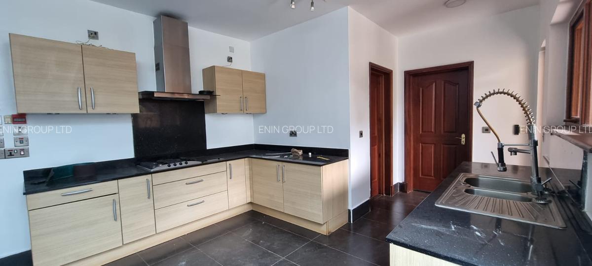 3 Bed Townhouse with En Suite at Kitisuru Rd - 7