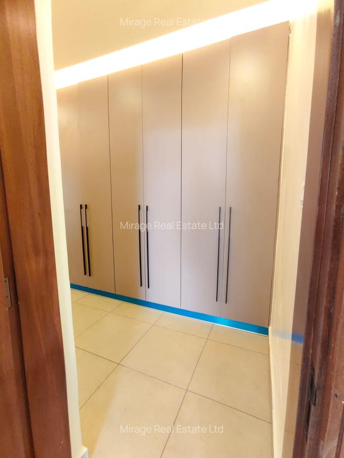 4 Bed Apartment with Staff Quarters in Kilimani - 11