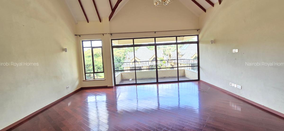 5 Bed Townhouse with En Suite at Convent Drive - 14
