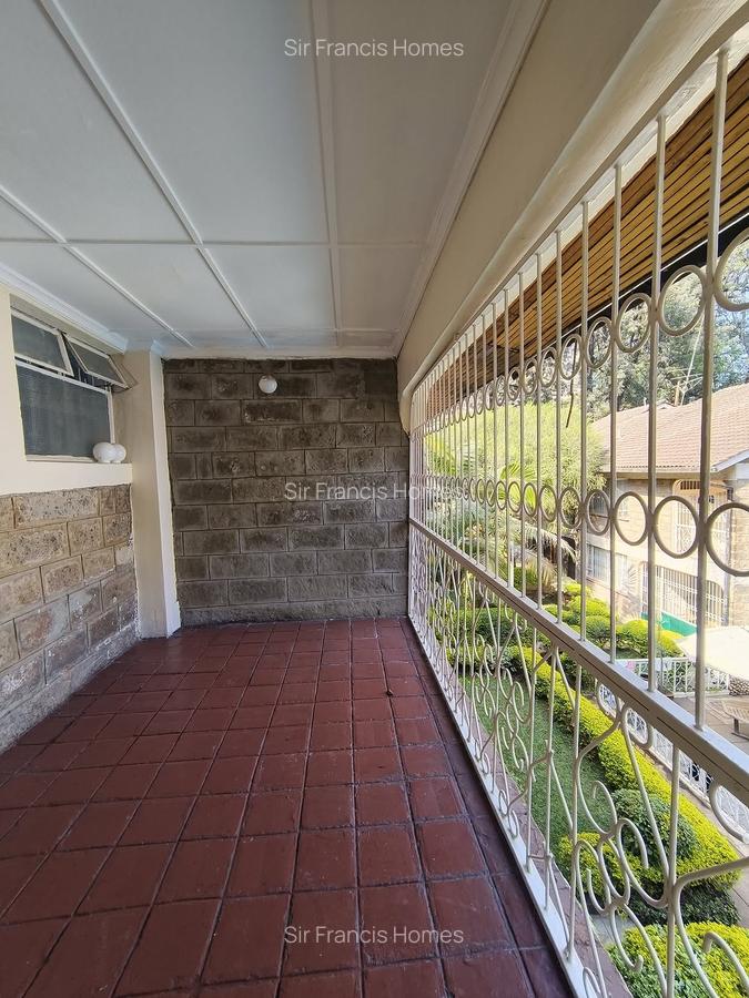 Serviced 3 Bed Apartment with En Suite in Kilimani - 12
