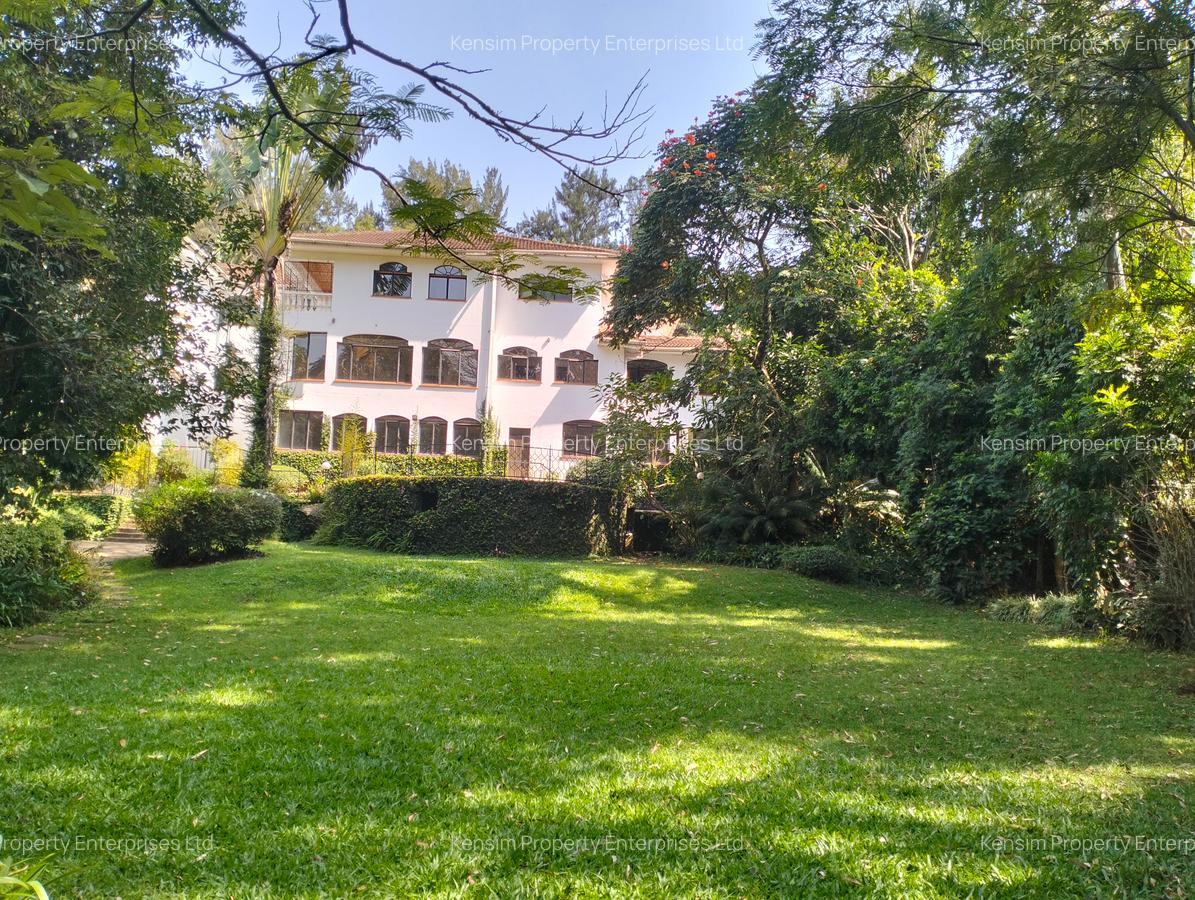 5 Bed Townhouse with En Suite in Nyari - 17