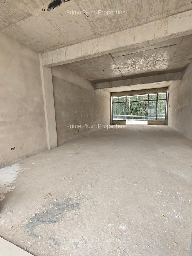 840 ft² Shop with Parking in Karen - 9