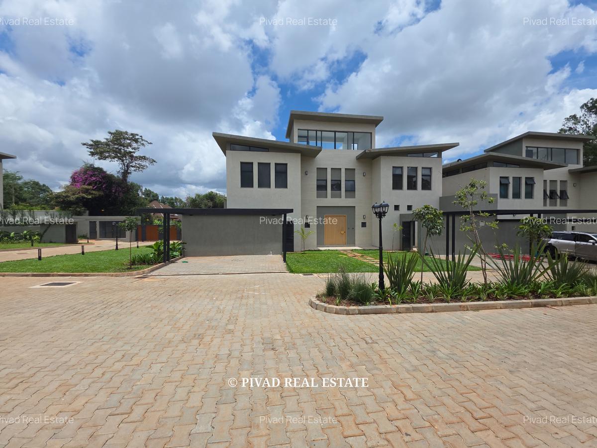 5 Bed House with Garden in Runda - 1