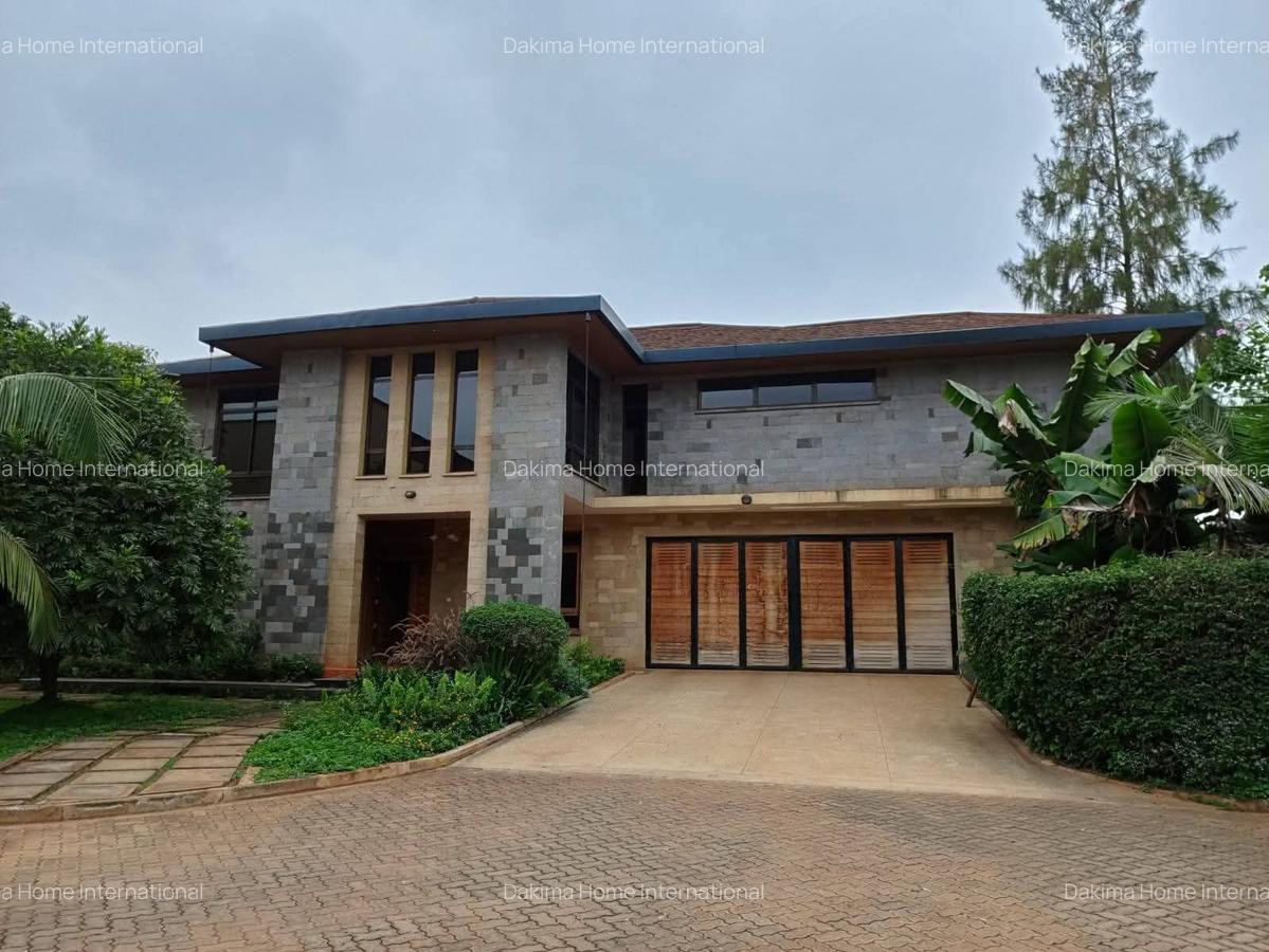 4 Bed Townhouse with En Suite in Runda - 1