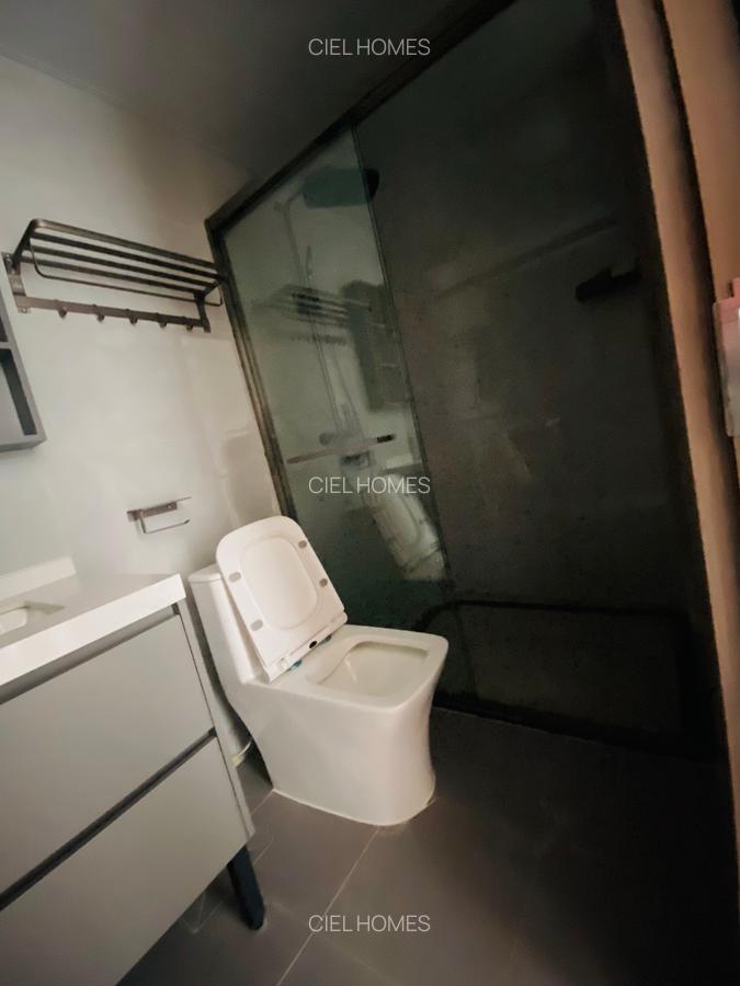 1 Bed Apartment with Swimming Pool at George Padmore - 8