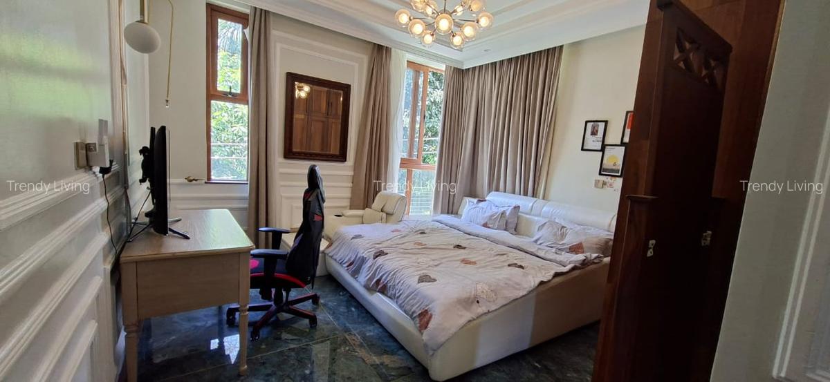 6 Bed Townhouse with En Suite in Lavington - 16