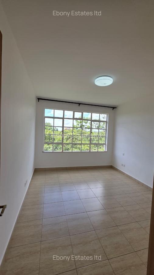 3 Bed Apartment with En Suite in Lavington - 5