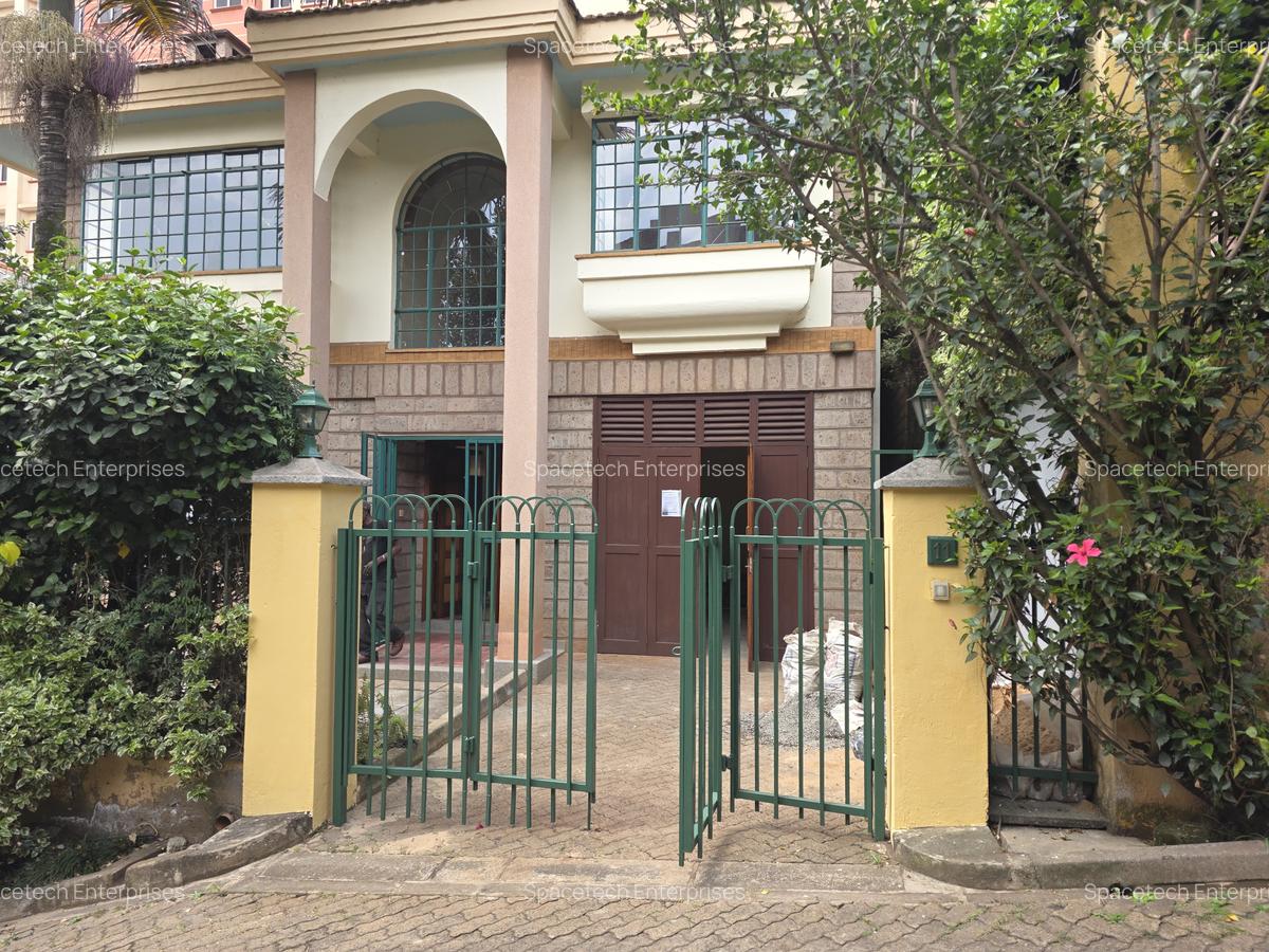 4 Bed Townhouse with En Suite in Westlands Area - 4