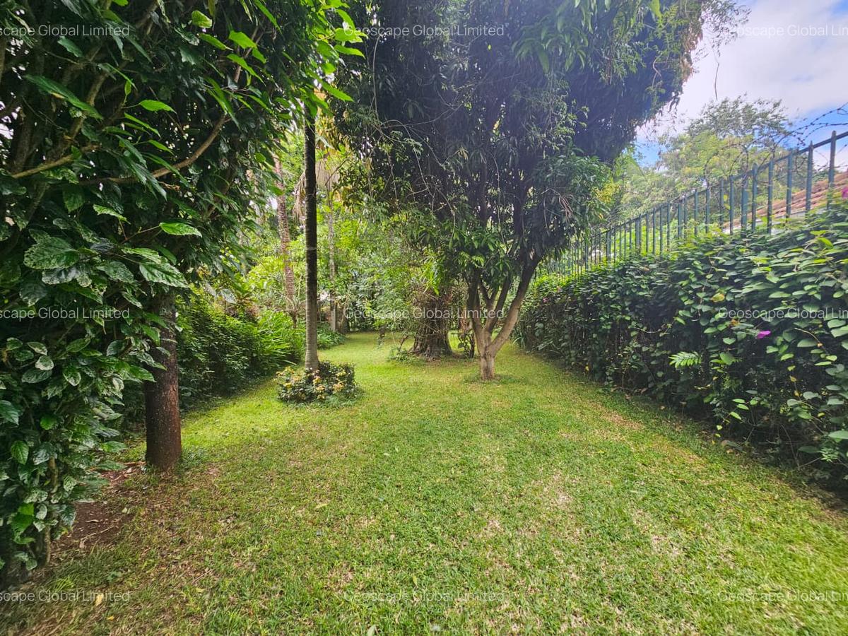 3 Bed Townhouse with En Suite in Westlands Area - 1