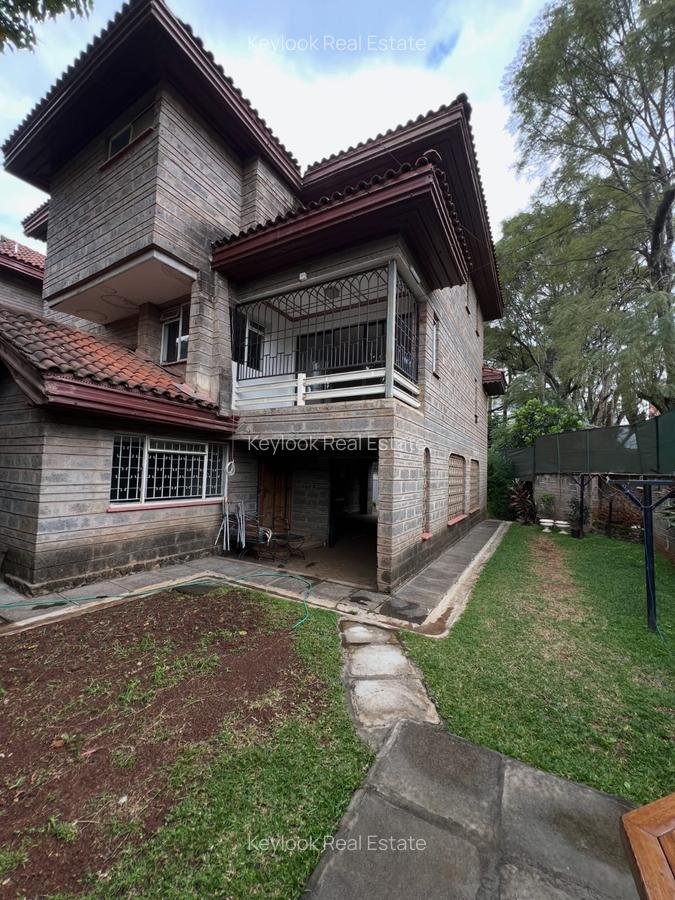 4 Bed Townhouse with En Suite at Lavington Green - 2