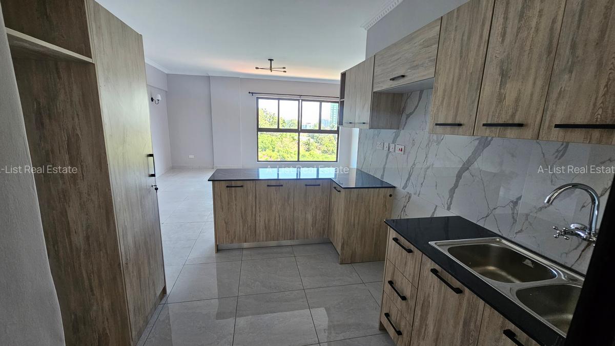 2 Bed Apartment with En Suite at Brookside Drive - 9