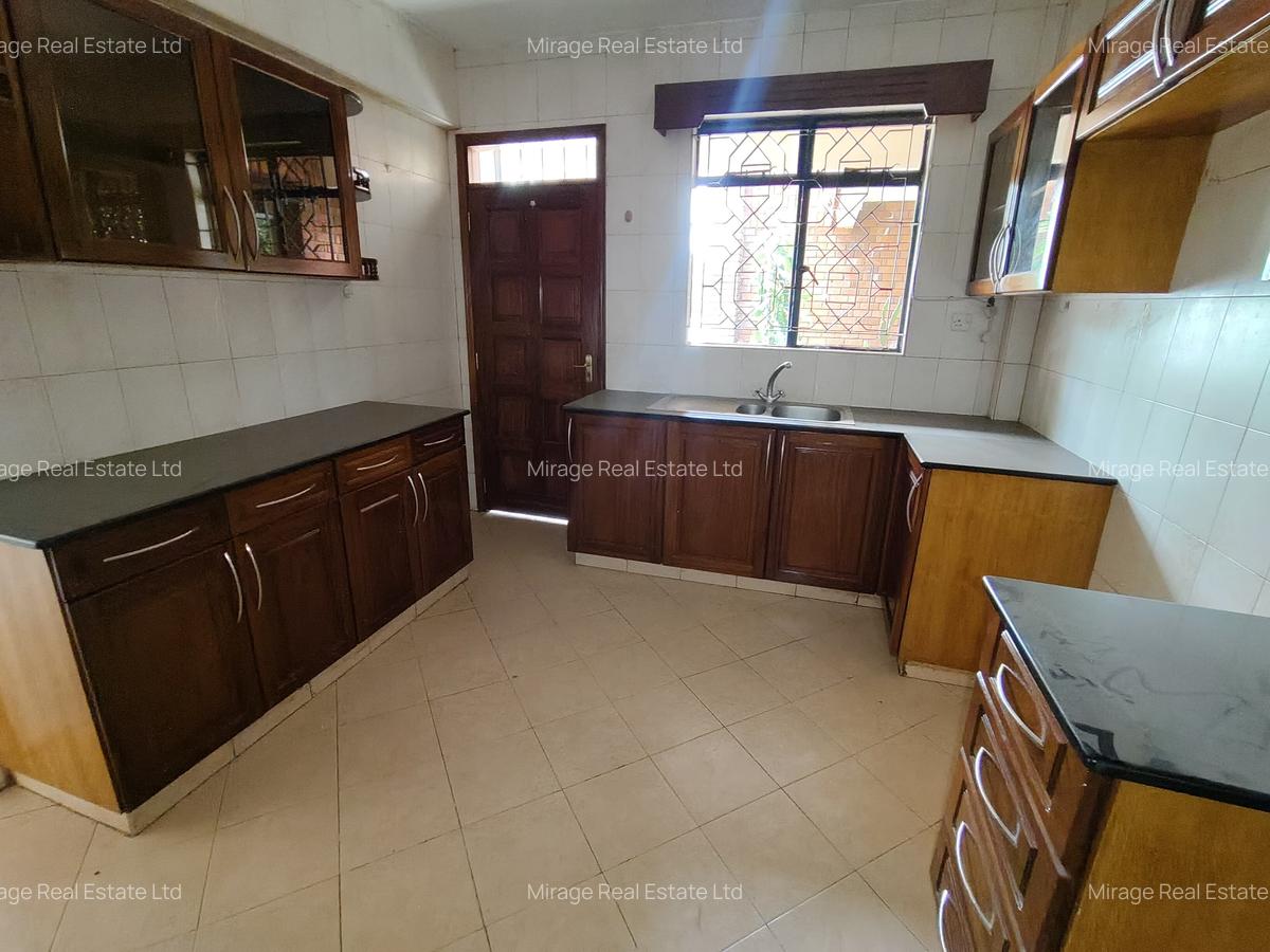 2 Bed Apartment with Parking in Riverside - 14