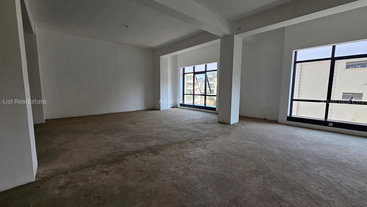 2,000 ft² Commercial Property with Backup Generator at Chaka Road - 4