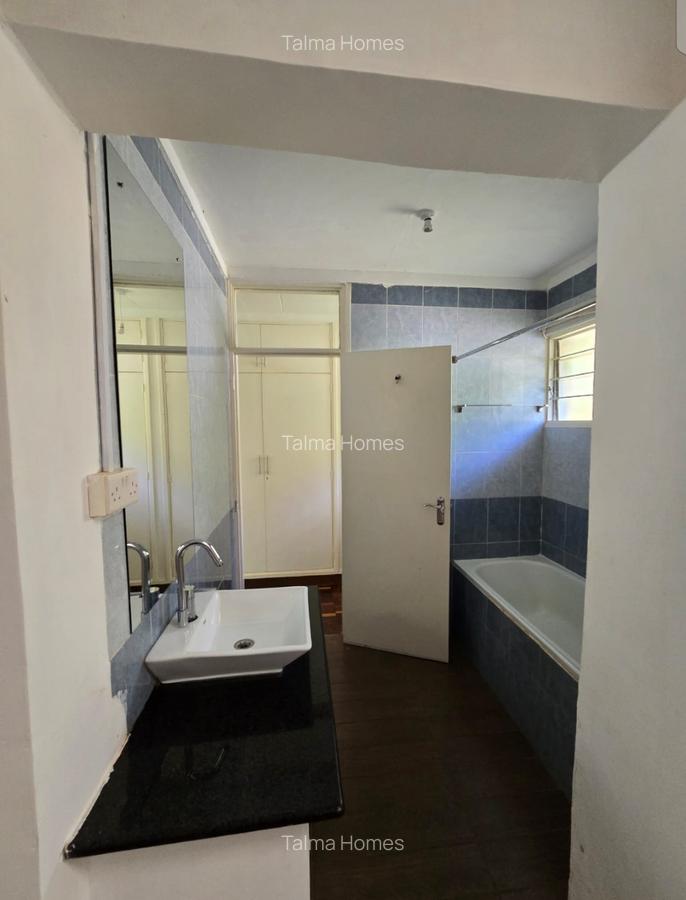 4 Bed House with En Suite at Loresho - 8